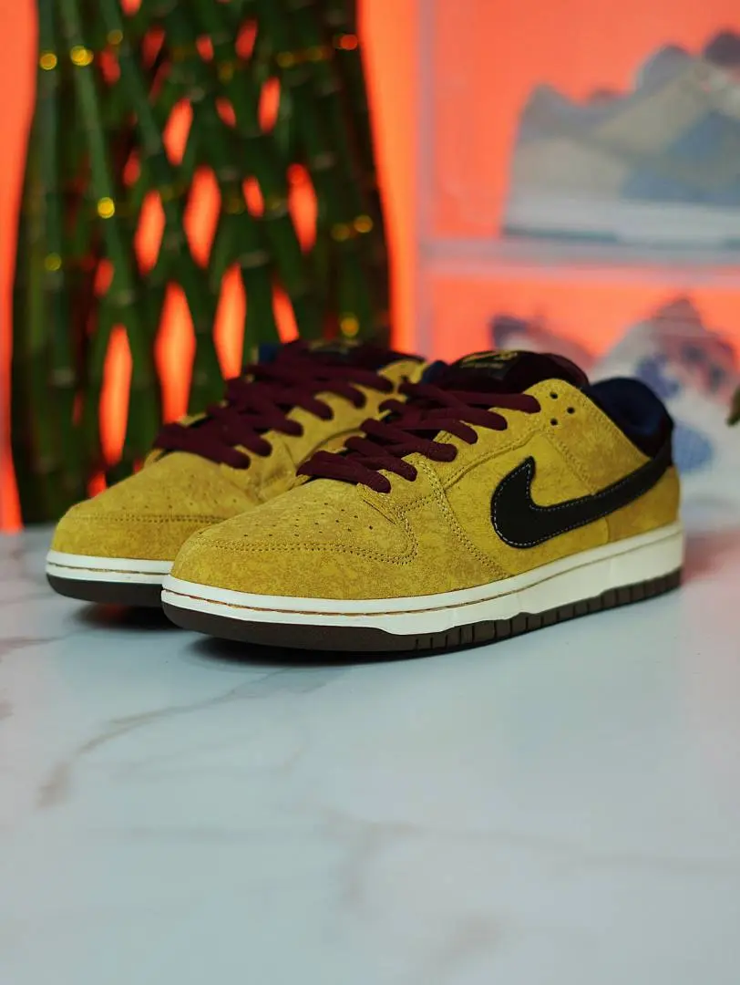 Nike SB Dunk Low Pro City Of Cinema - Image 6