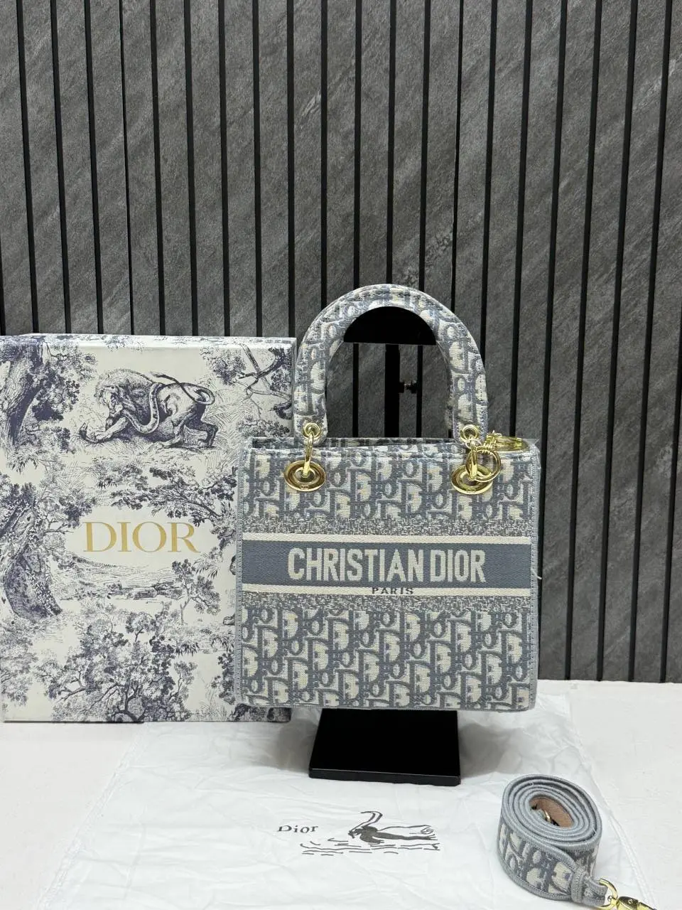 Dior Lady Dlite Grey 8825 Handbag With OriginalBox & DustCover - Image 4