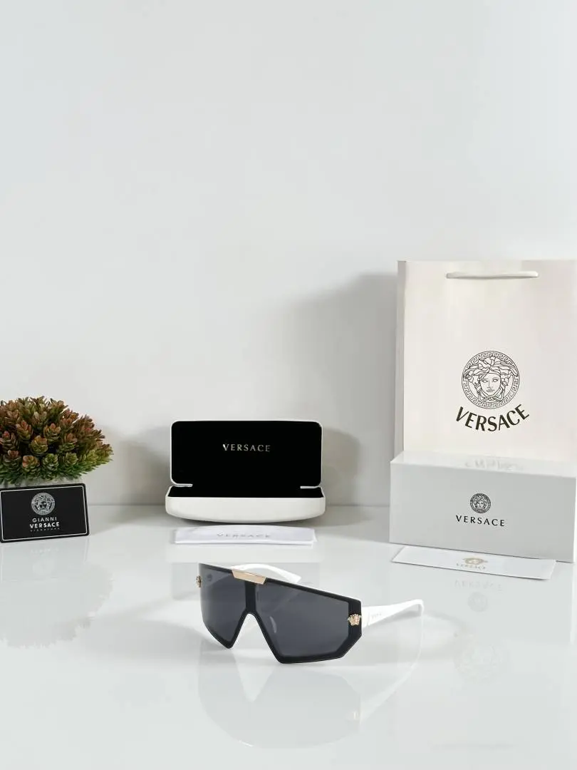 Versace 134 White Black
