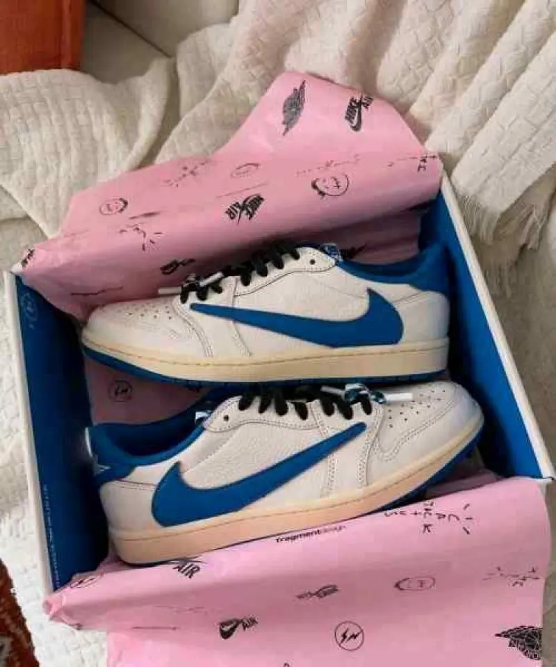 Nike Air Jordan Retro 1 X Travis Scott Fragment Heat Of White Semi Ua Quality With Og Box - Image 4