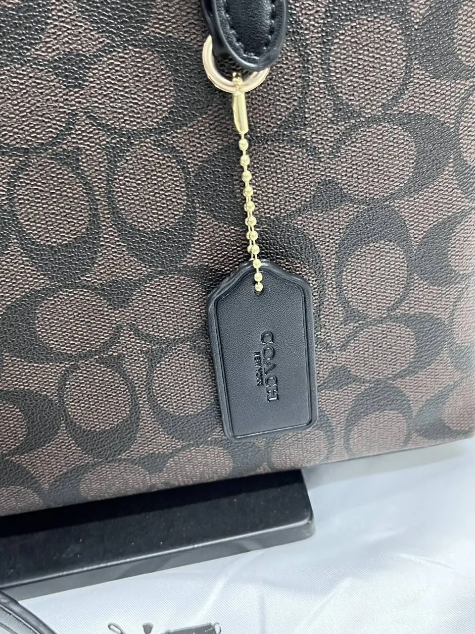 Coach Mollie 25 Tote Premium Highend With OriginalBox Packing - Image 4