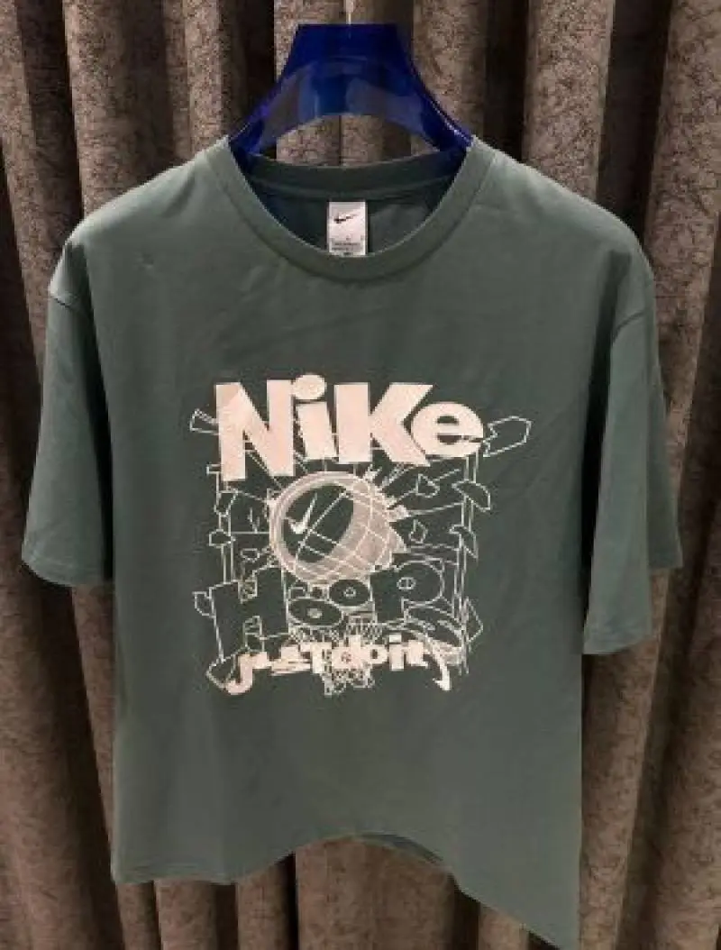 Nike IMPORTED STORE ARTICLE T-SHIRT