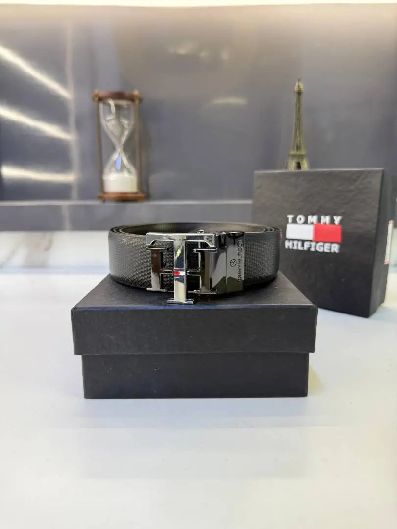 Tommy Hilfiger Grey Glossy Reversible Belt Fa 1389 - Image 2