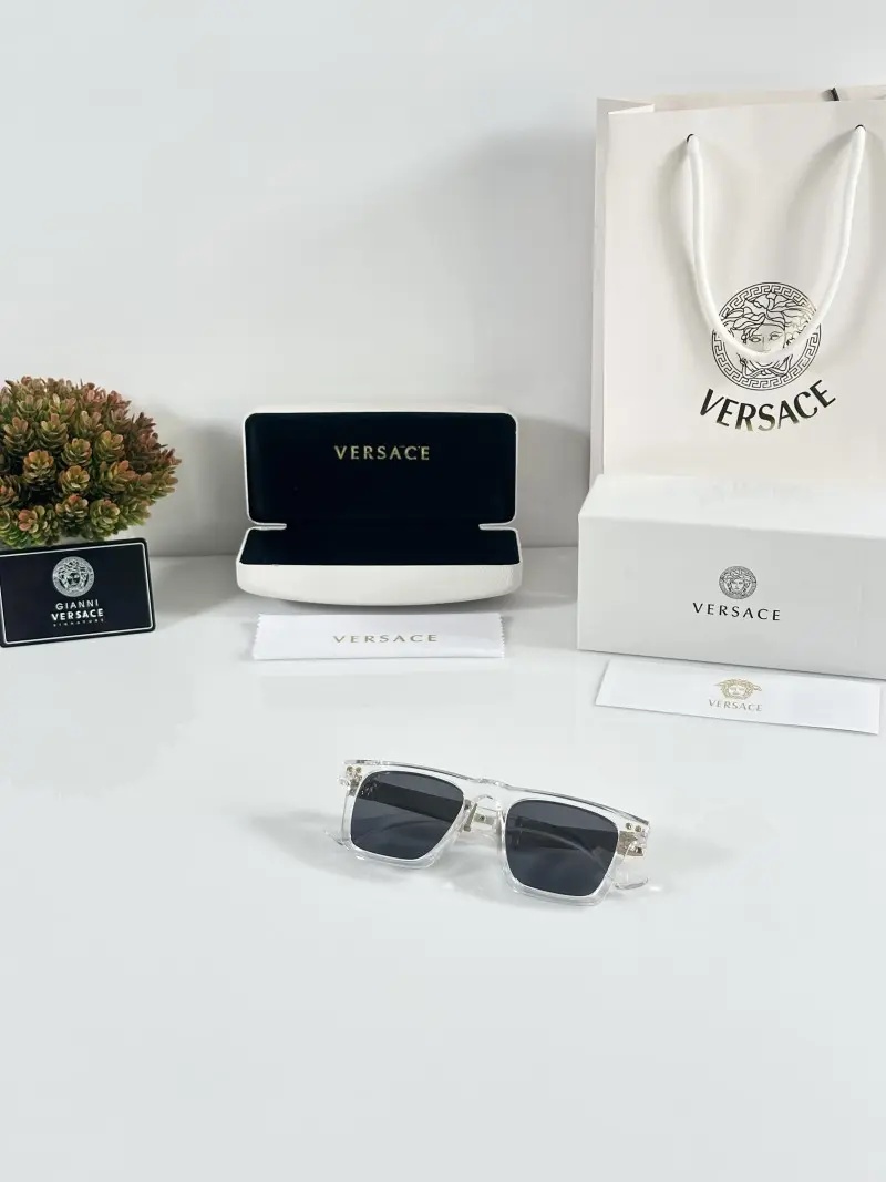 Versace 1911 Water Gold Black - Image 2