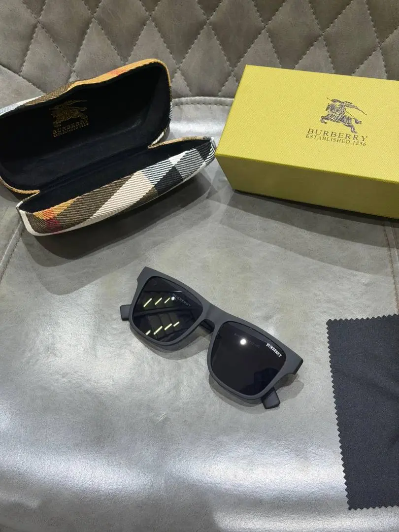 Burberry 4358 matt black - Image 5