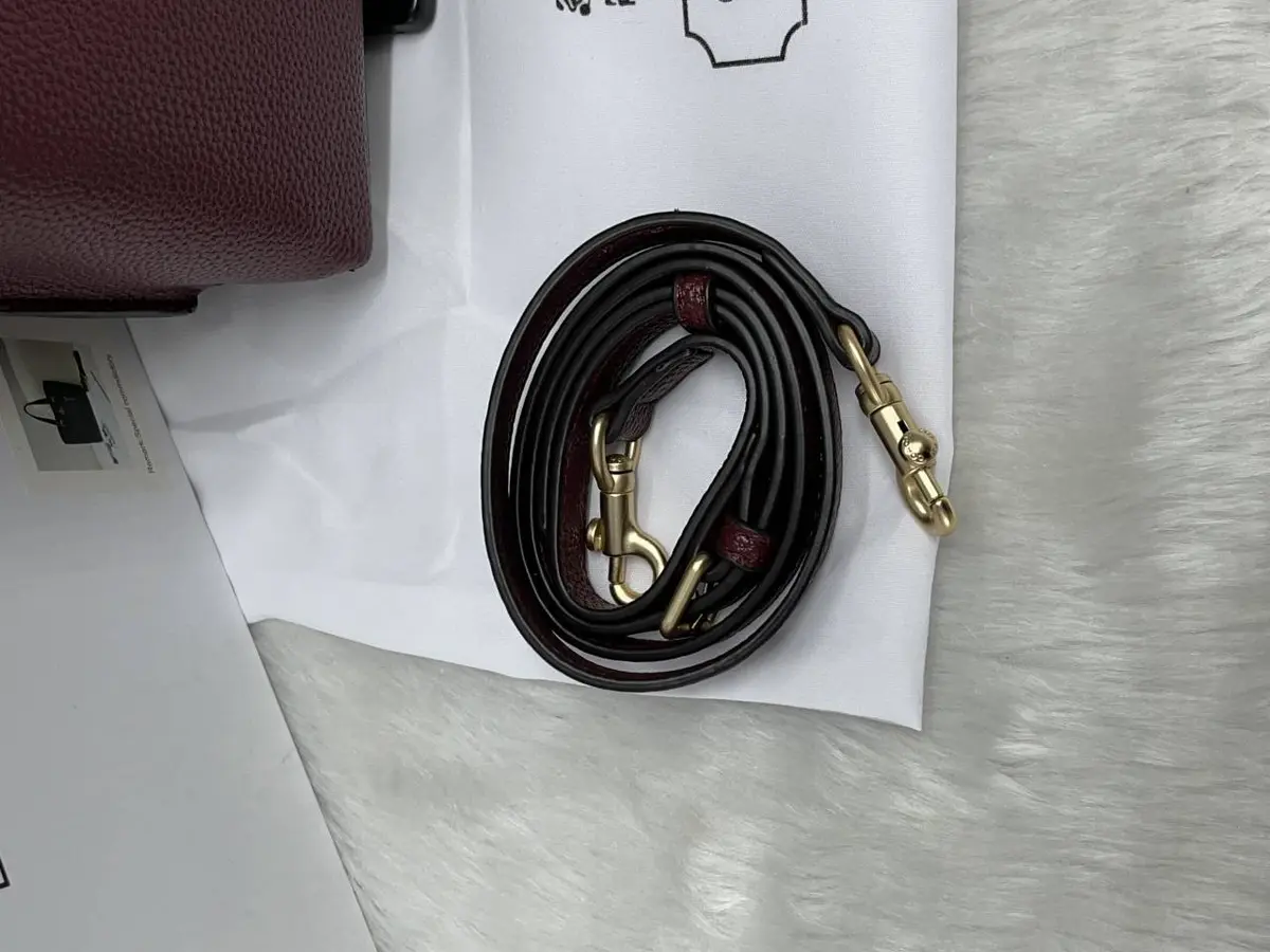 Coach Mollie 25 Wine Medium Tote With OriginalBox - Image 7