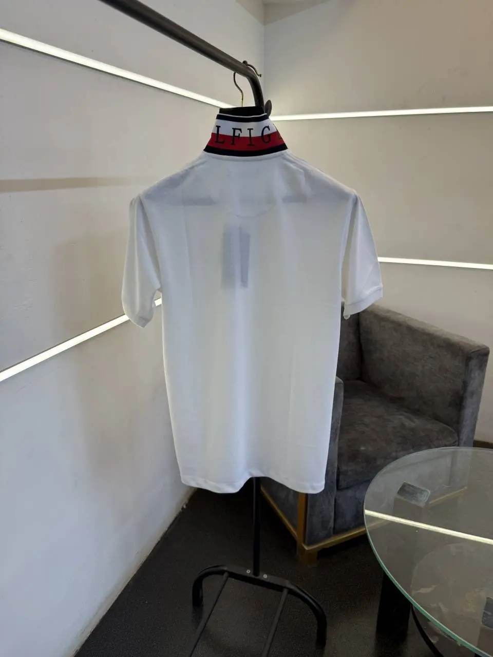 Tommy hilfigar steel logo matty cotton imported polo tshirt with brand collar white - Image 3