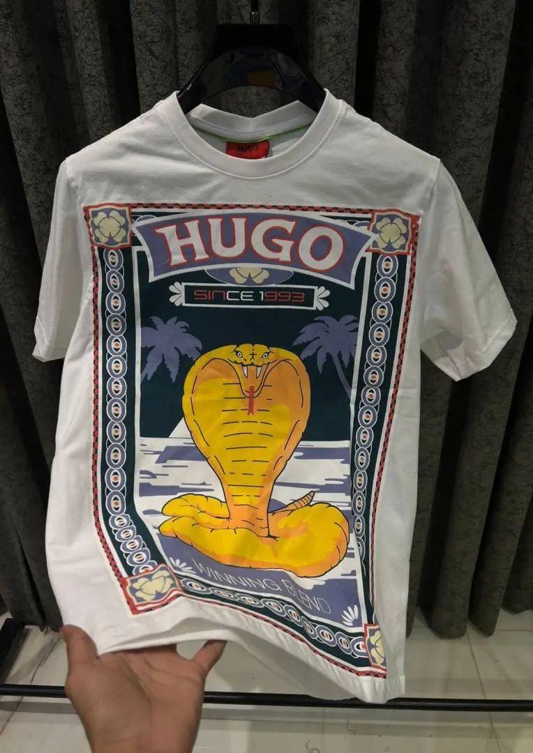 HUGO BOS IMPORTED STORE ARTICLE T-SHIRT - Image 3