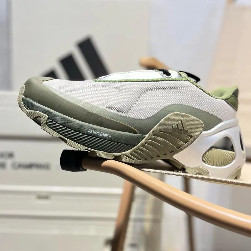 Adidas wonder runner green sale - Image 2