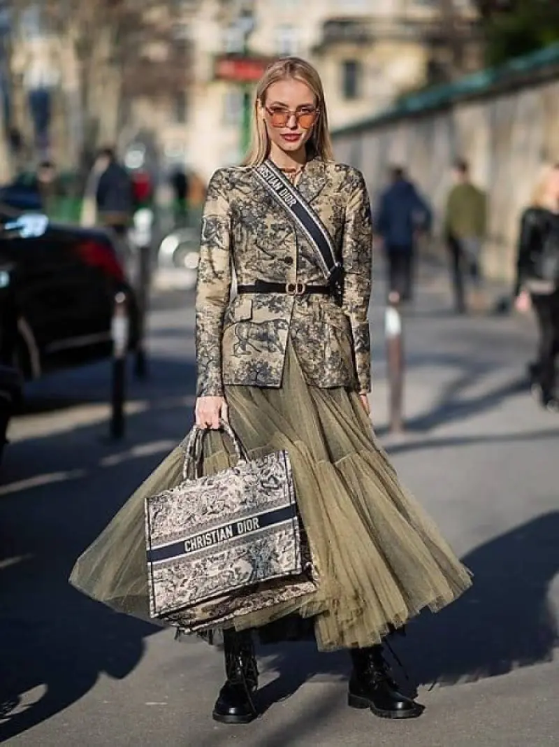Dior Book Tote Black Toile De Jouy With OG Box & Dust Bag & Scarf (Black Tiger - 573) - Image 4
