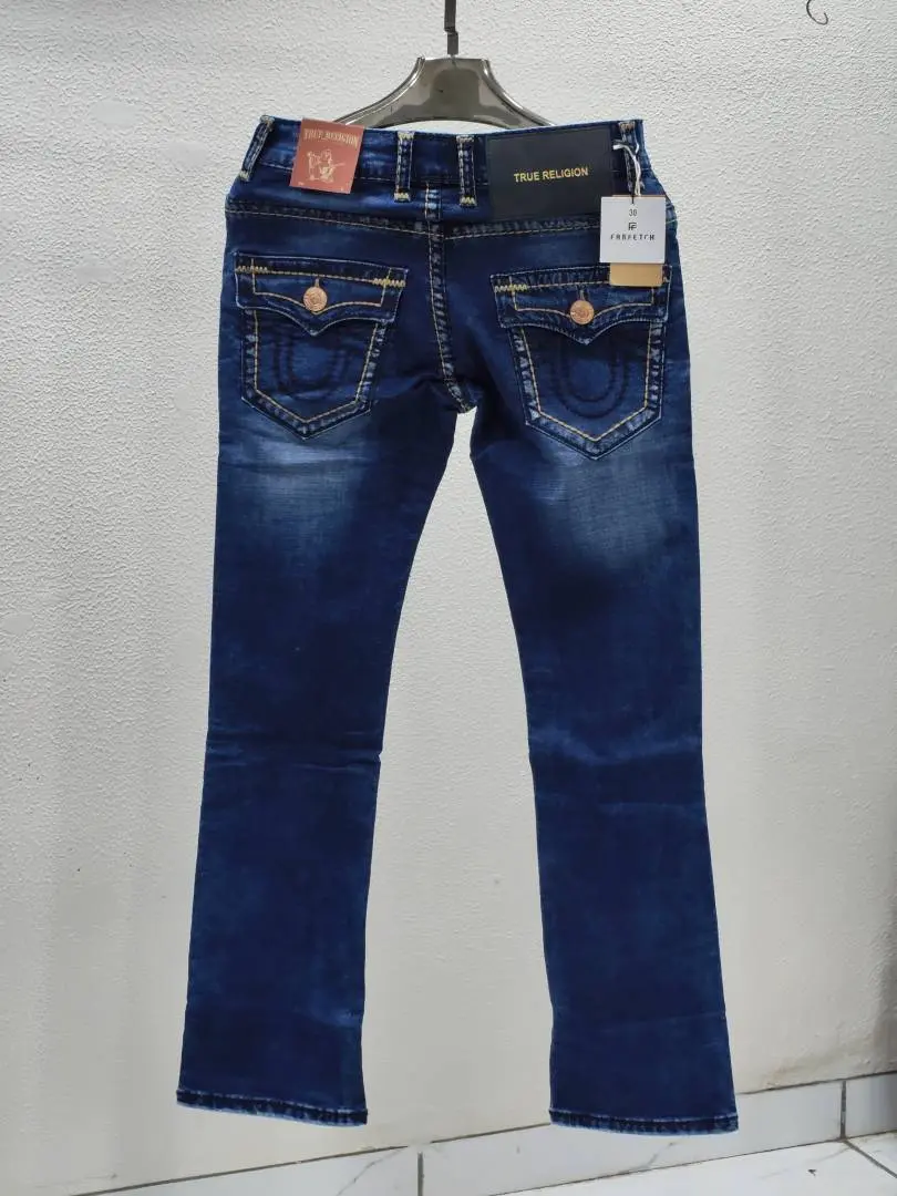 TRUE RELIGION IMPORTED STORE ARTICLE JEANS