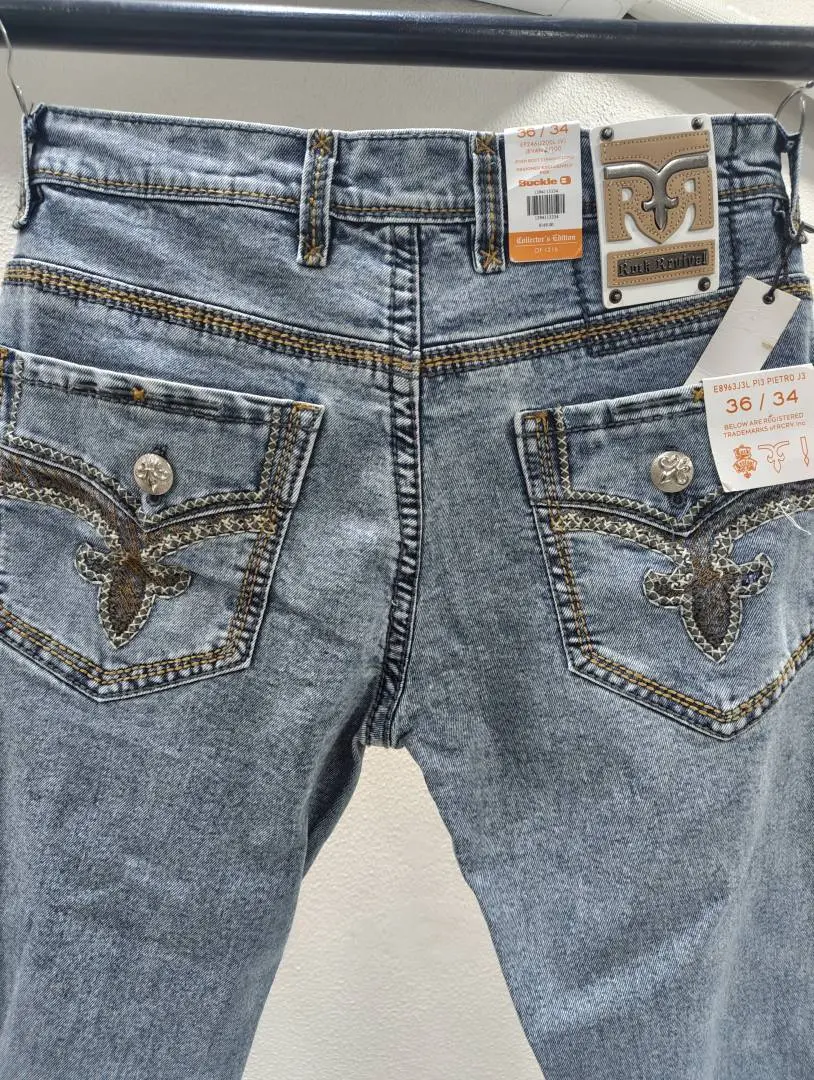 TRUE RELIGION IMPORTED STORE ARTICLE JEANS - Image 2