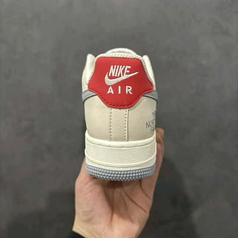 Nike AIR FORCE 107 LOW NORTTH FACE - Image 6