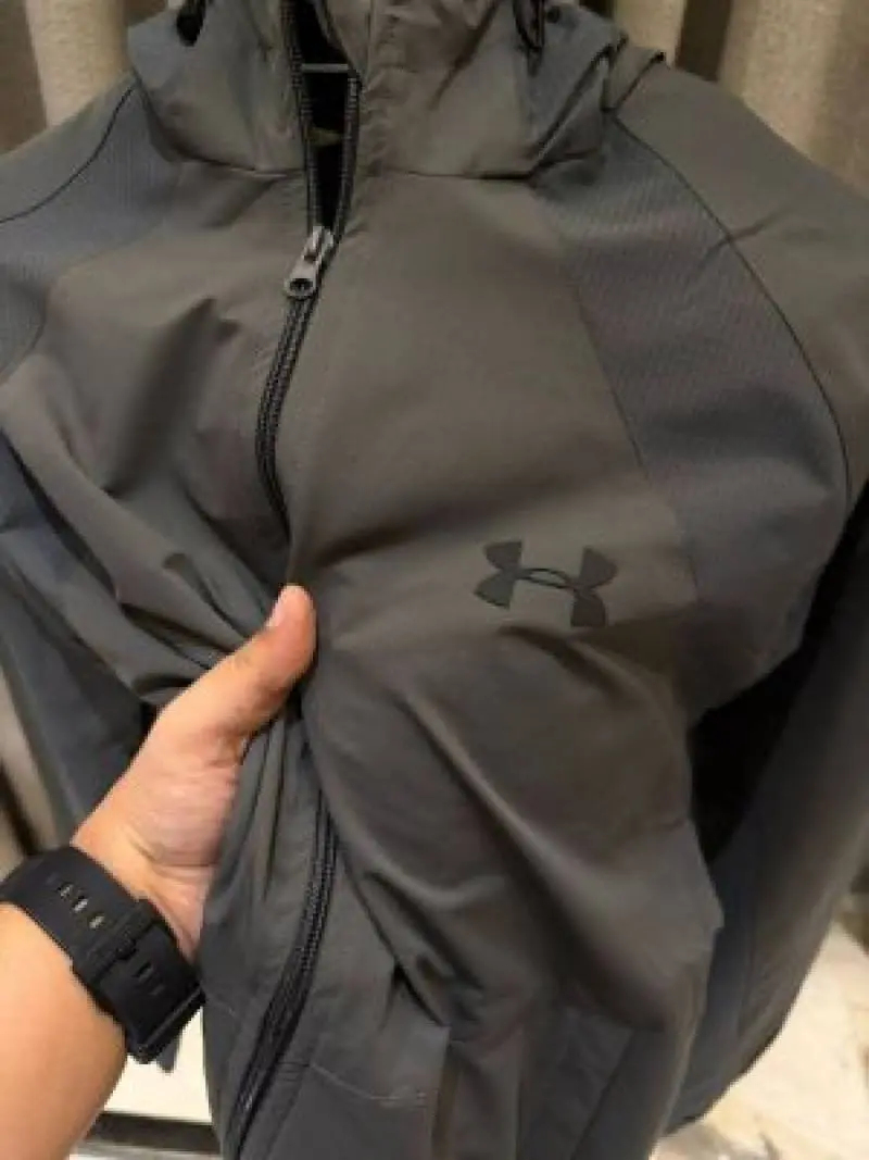 Under Armor Bomber Jacket Dark Grey - Image 4