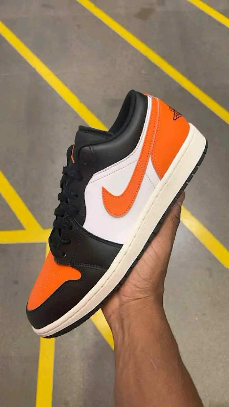 AIR JORDAN 1 LOW BLACKSTARFISH-WHITE-SAIL - Image 4