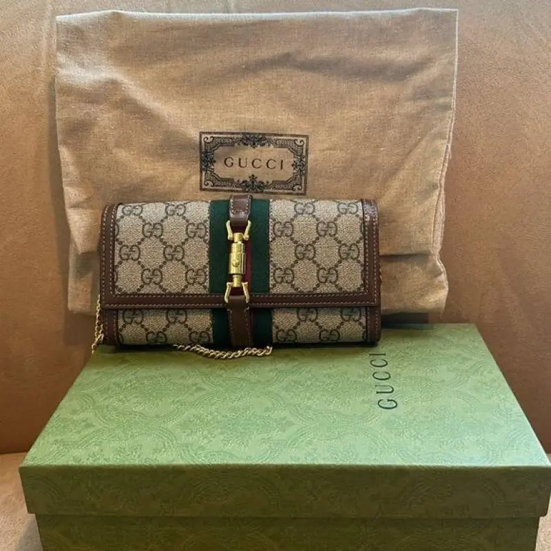 Gucci 76 Jackie ChainWallet Clutch With OriginalBox DustCover - Image 2
