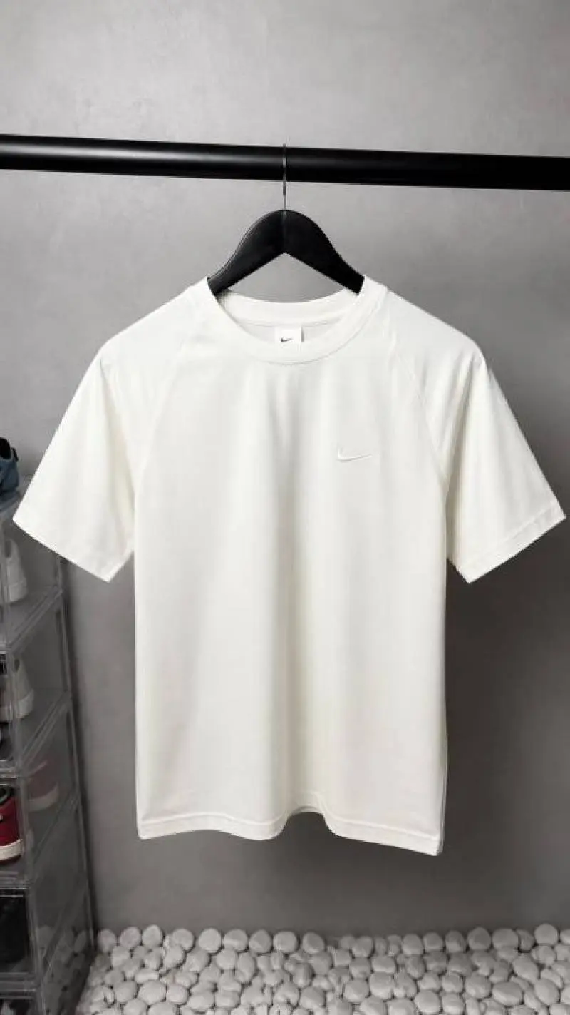Nike Premium Round Neck T-Shirt 2653 - Image 4