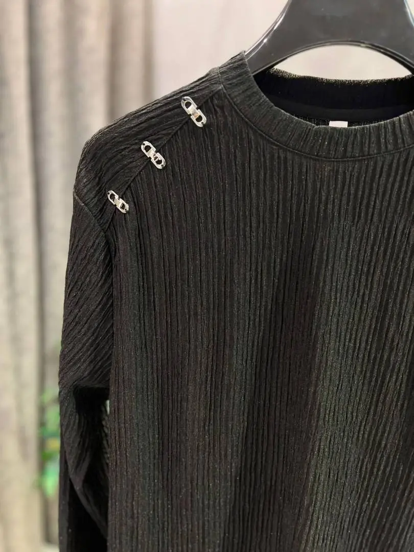 KOREAN IMPORTED HIGH DEMAND ARTICLE SWEATSHIRT BLACK - Image 3
