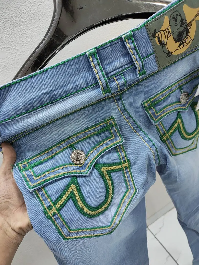 TRUE RELIGION IMPORTED STORE ARTICLE JEANS - Image 2