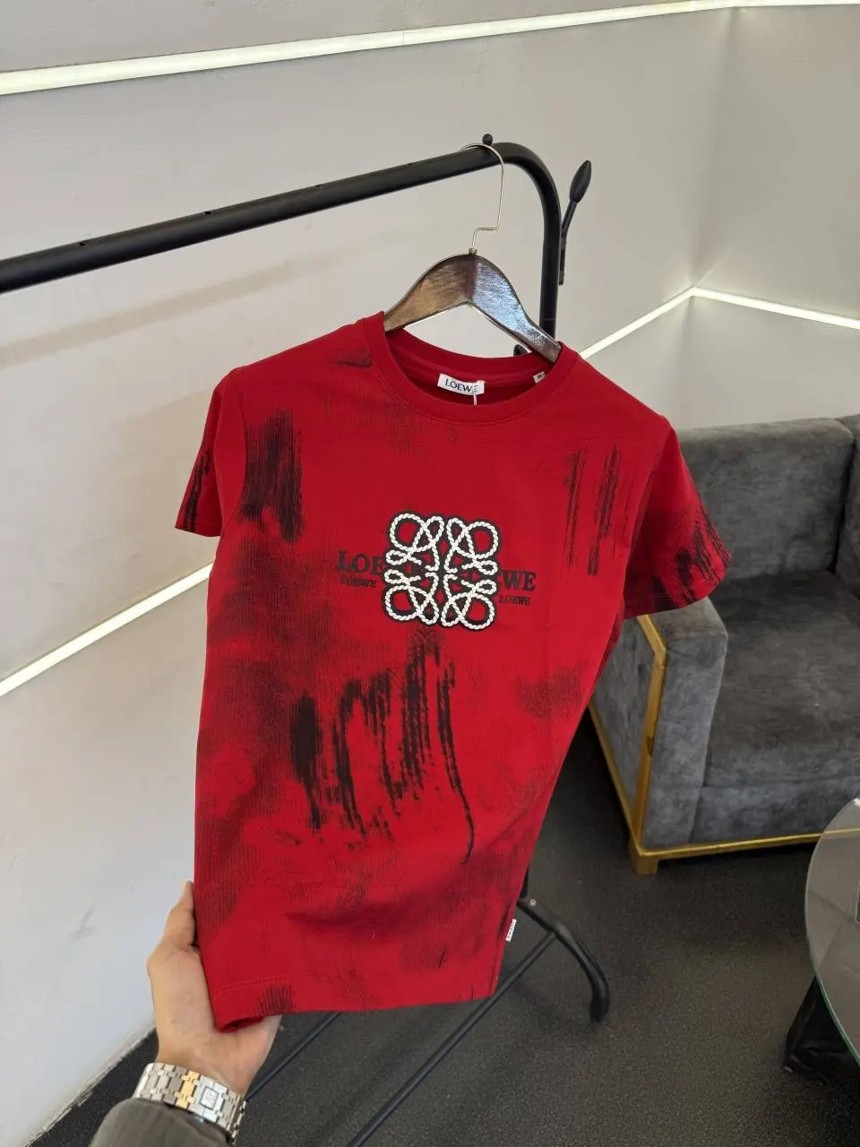 Loew e acid wash turkey imported round neck tshirt red - Image 2