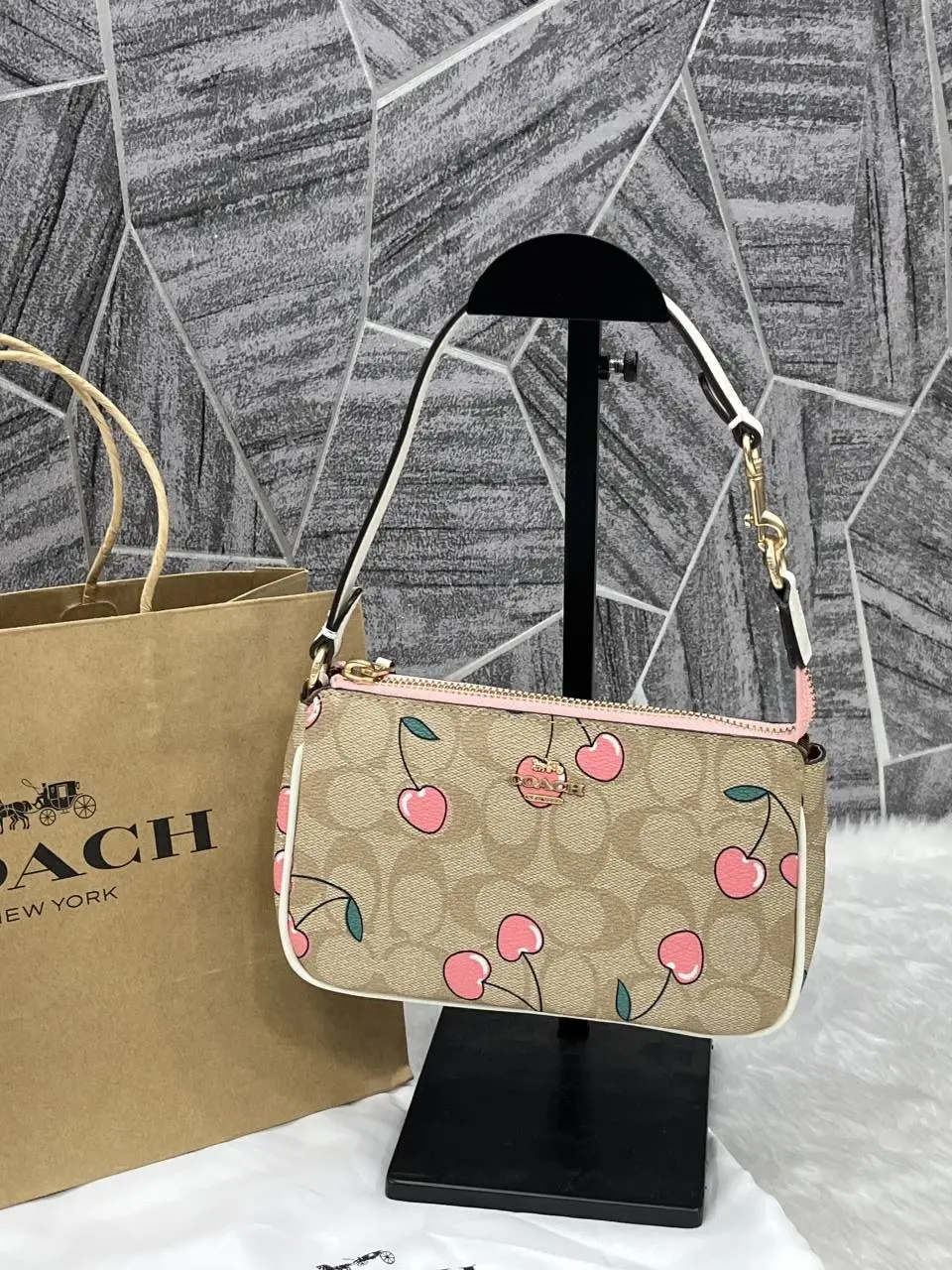 Coach Nolita 19 Limited Edition With Original DustCover CarryBag - Image 2