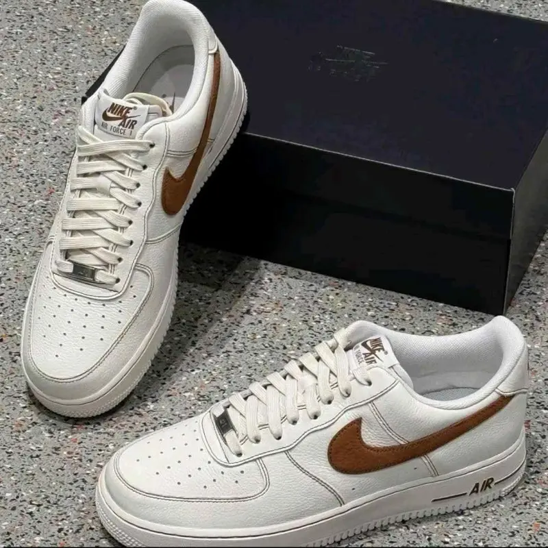Nike AirForce 1 Low IvorySaddle Brown - Image 3