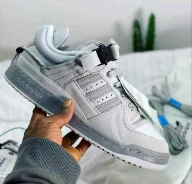 Adidas Bad Bunny Grey 275 - Image 2