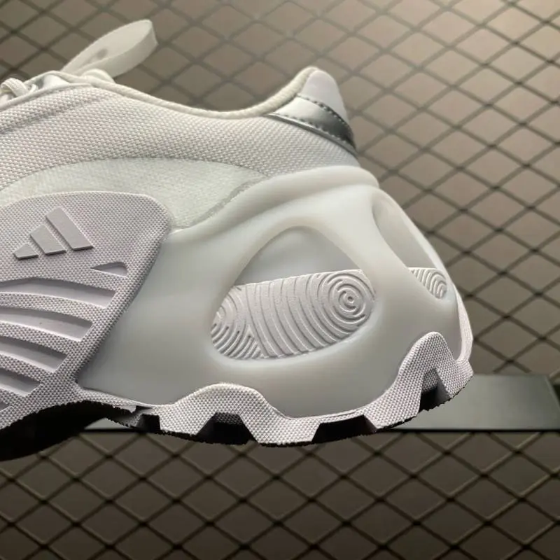 Adidas WONDER RUNNER WHITE SILVER - Image 4