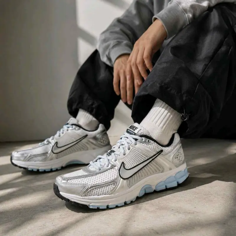Nike Zoom Vomero 5 White Pure Platinum Blue 2561