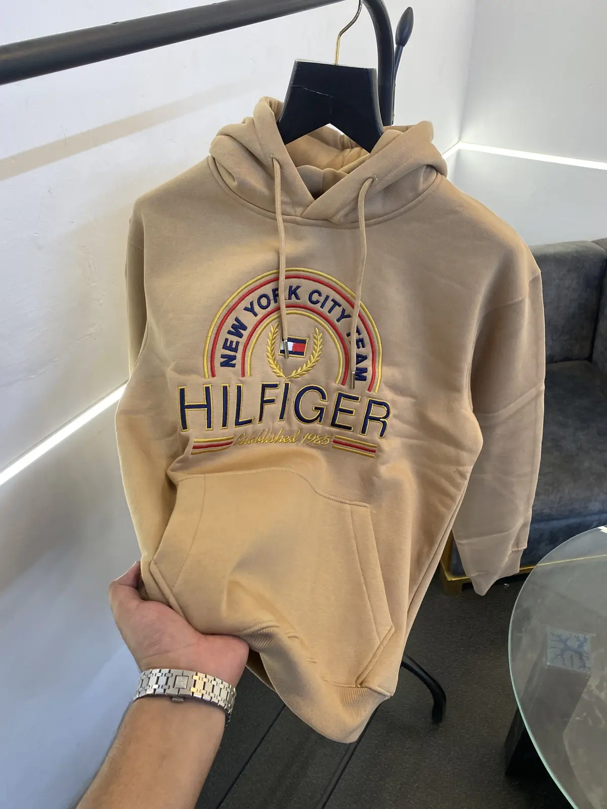 Tommy hilfigar heavy gsm inside fleece embroidery hoodie beige sale - Image 2
