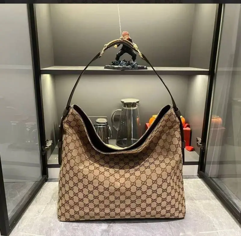 Gucci Beatrix Large Tote With OriginalBox DustCover - Image 5