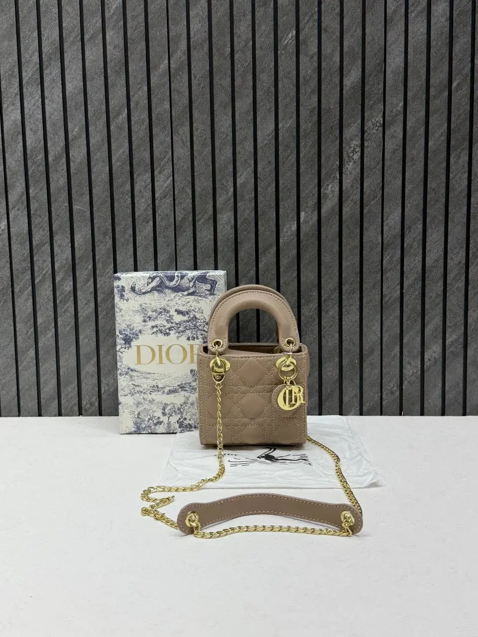 Dior 662 Lady Dioor Nano beige With Original Box Packing - Image 6