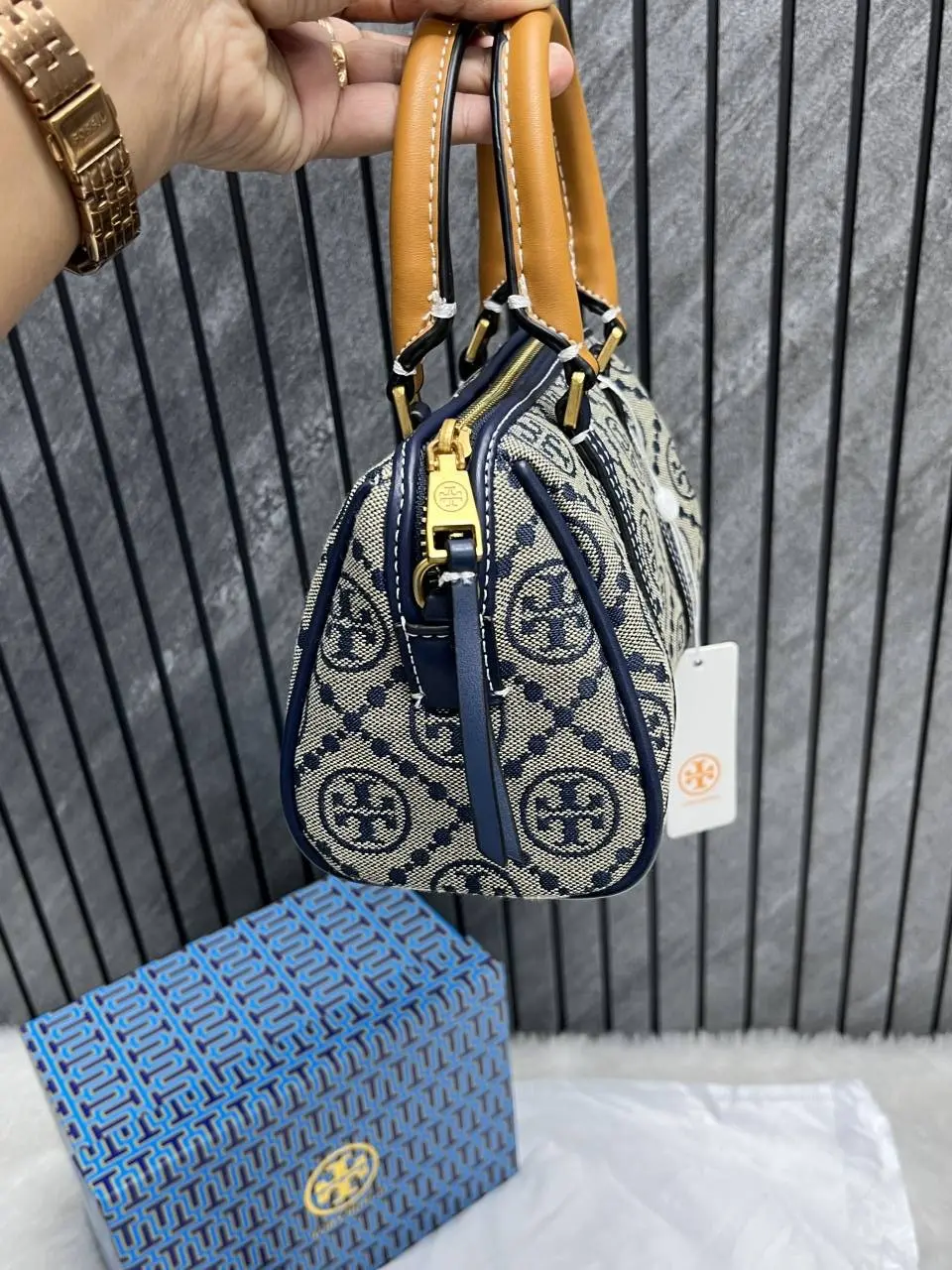 Tori Burch Satchel Jacquard Blue With OriginalBox DustCover - Image 6