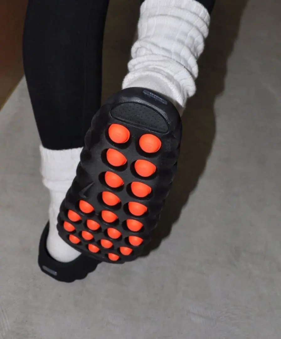 Nike Mind 001 Mules In black - Image 5