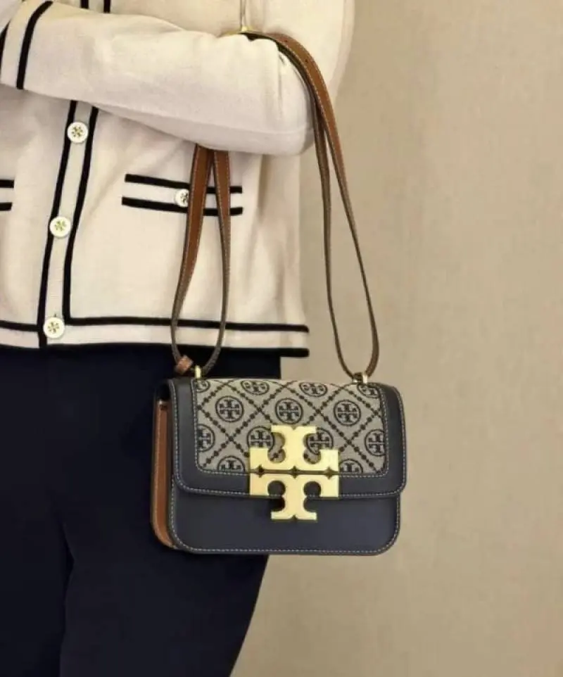 Tori Burch Eleanor Premium Quality Shoulder Bag With OG Magnetic Box & Dust Bag (Denim - 826) - Image 2