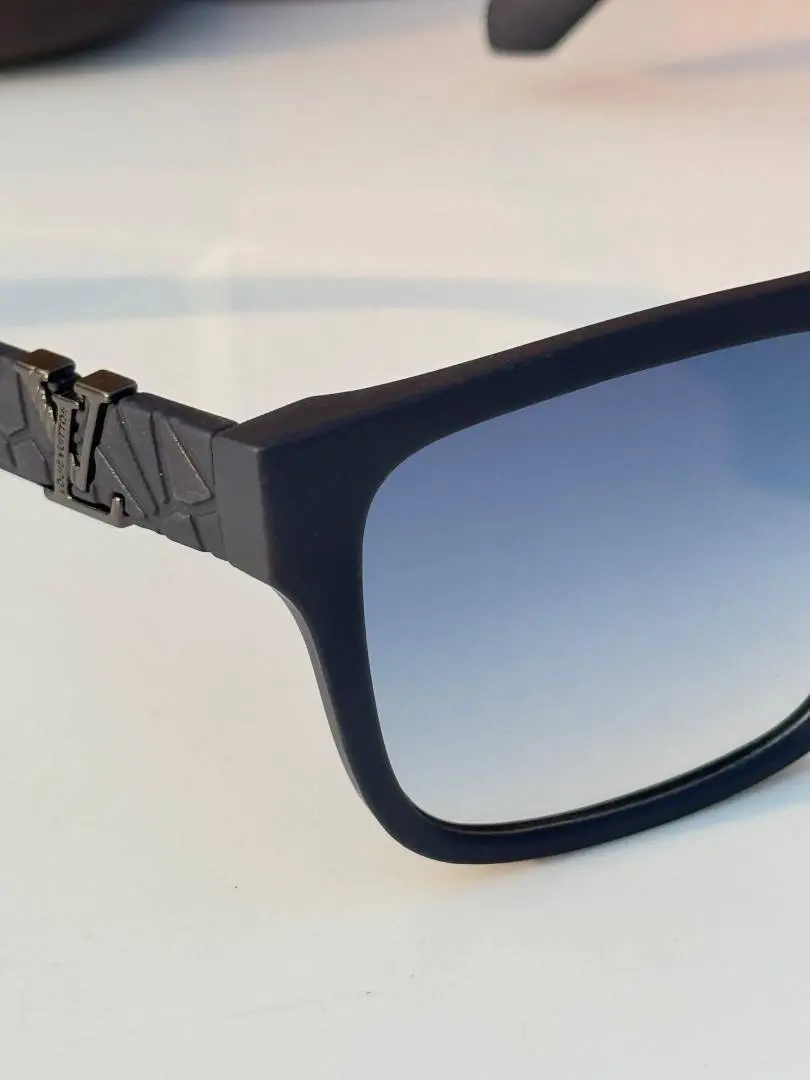 Louis Vuitton 578 matt blue - Image 2