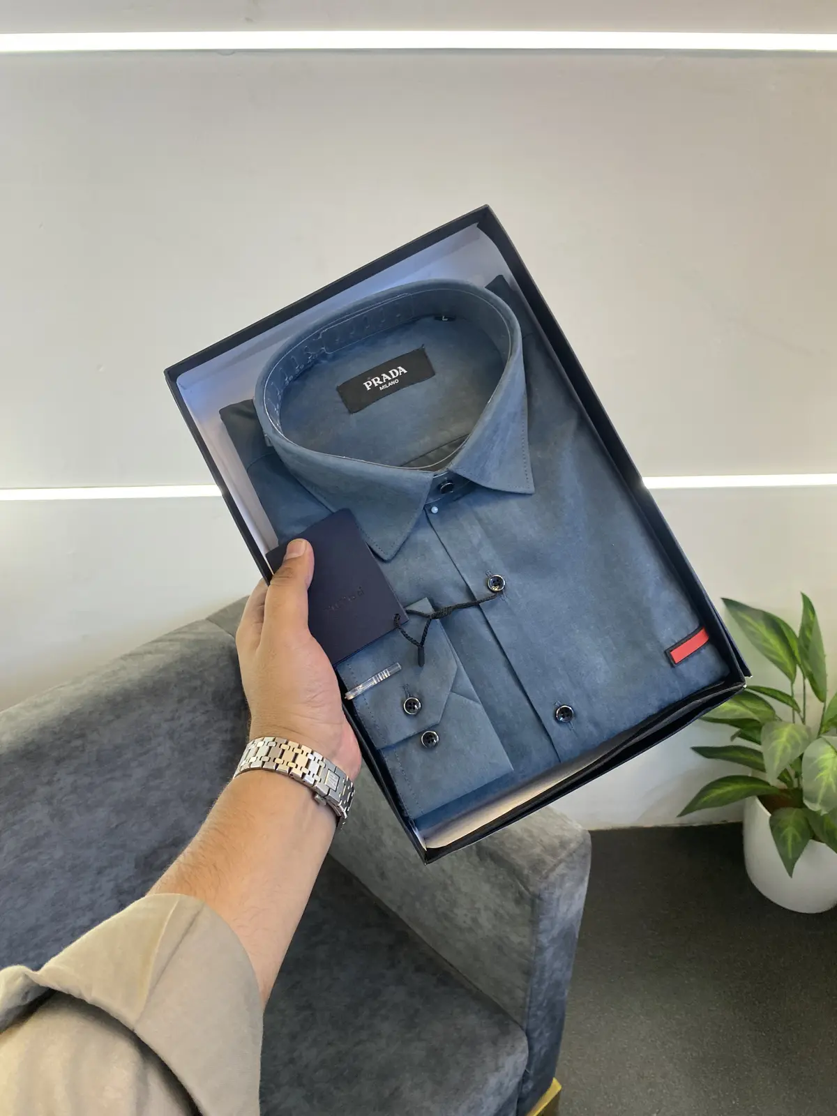 Prada style 05 cotton suede imported box pack shirt C green - Image 3