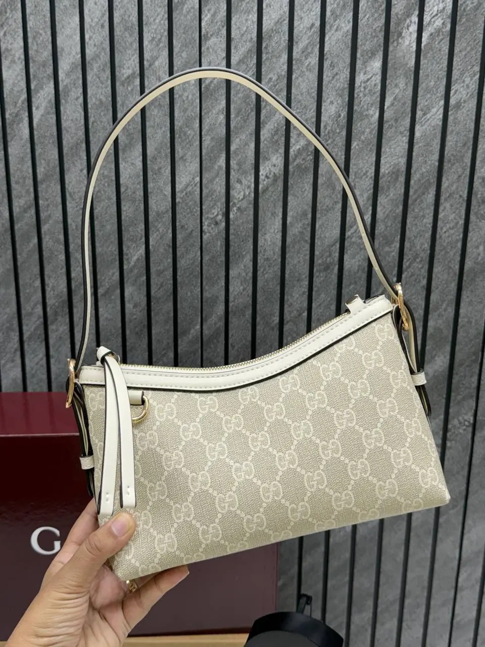 Gucci GG Emblem Small Shoulder Bag With OriginAuldouble Box DustCover & LongBelt - Image 4