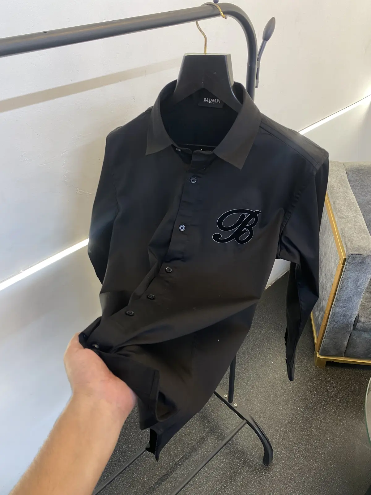 Balmain velvet patch front and back logo imported box pack shirt black - Image 2