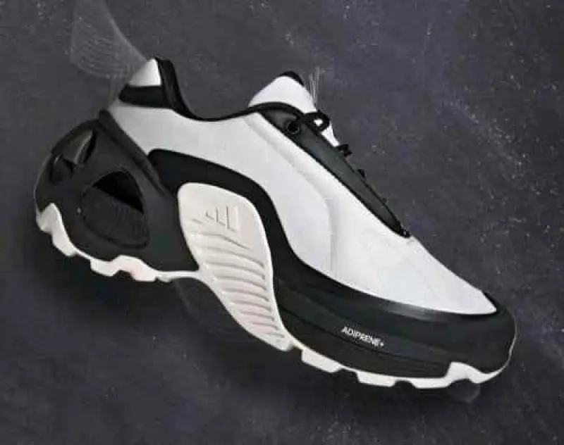 Adidas Wonder Runner White Black 820 - Image 5