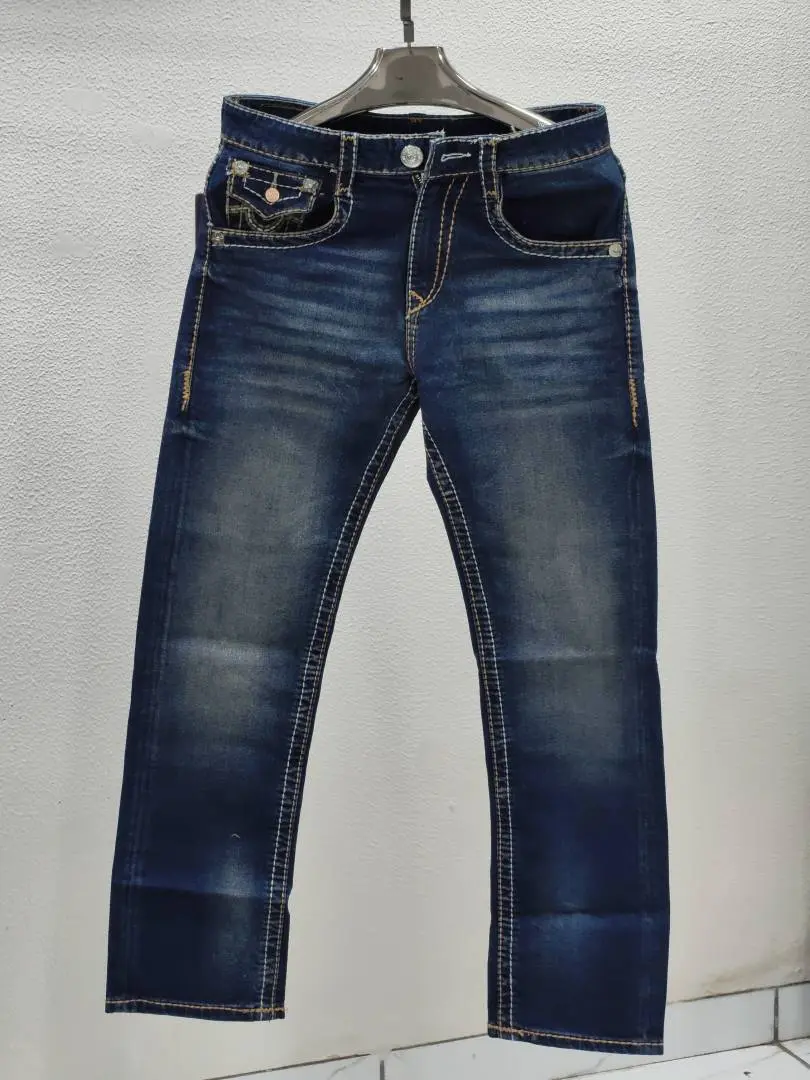 TRUE RELIGION IMPORTED STORE ARTICLE JEANS - Image 2