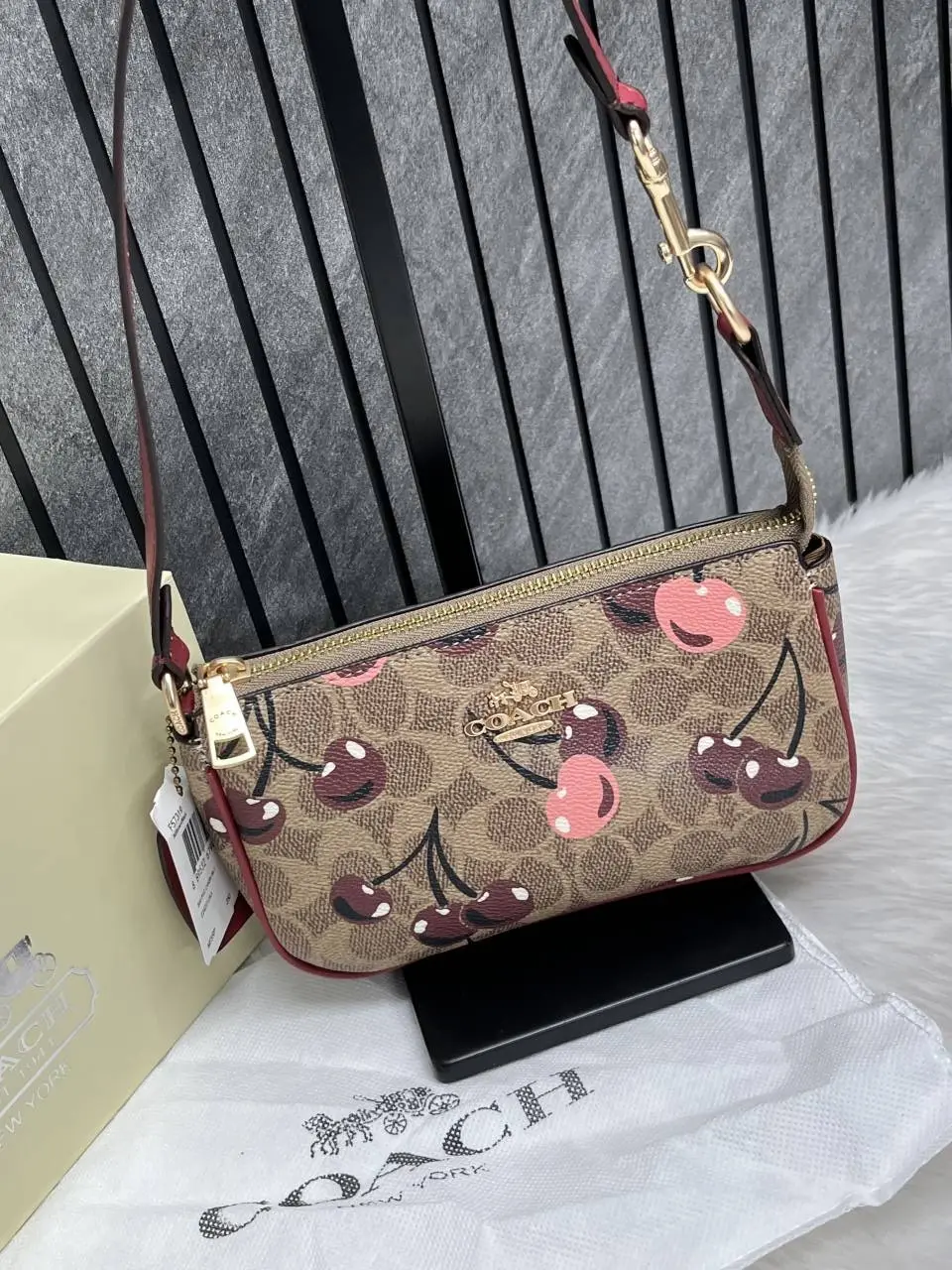 Coach Nolita 19 Highend With OriginalMagnetBox CherryCharm - Image 8