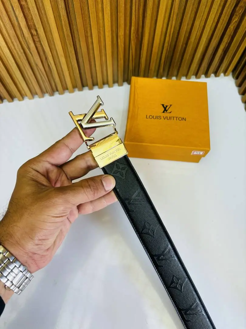 19 LV LOIUS VUTTON PREMIUM QUALITY REVERSIBLE BELT - Image 2