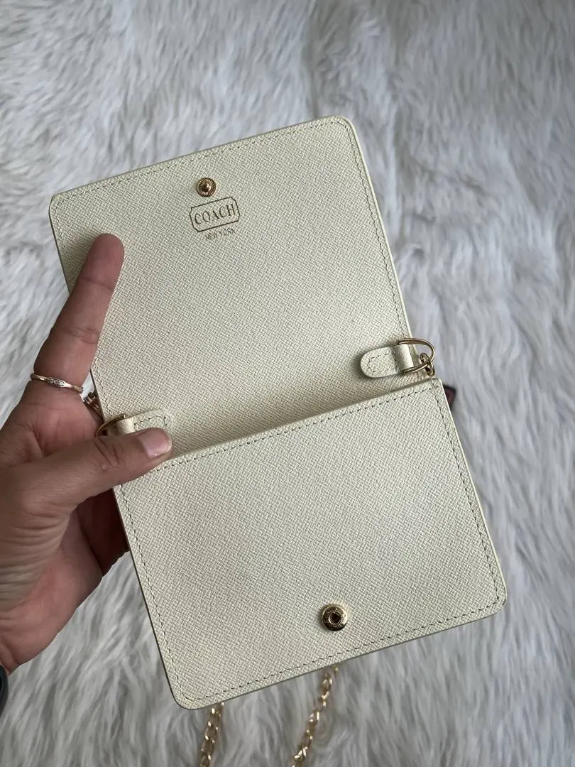 Coach 122 White-Flower ChainOnWallet With OriginalBox DustCover BrandCard - Image 6