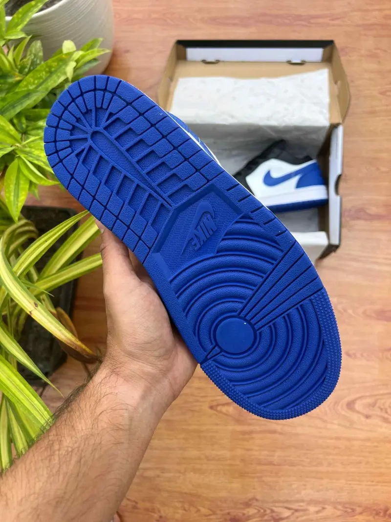 Nike Air Jordan 1 Low Alternate Royal Toe - Image 6
