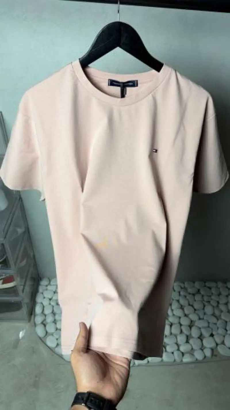 Tommy Hilfige-r Premium Round Neck T Shirt with OG Box Packaging 1577 Sale VS1000 - Image 2