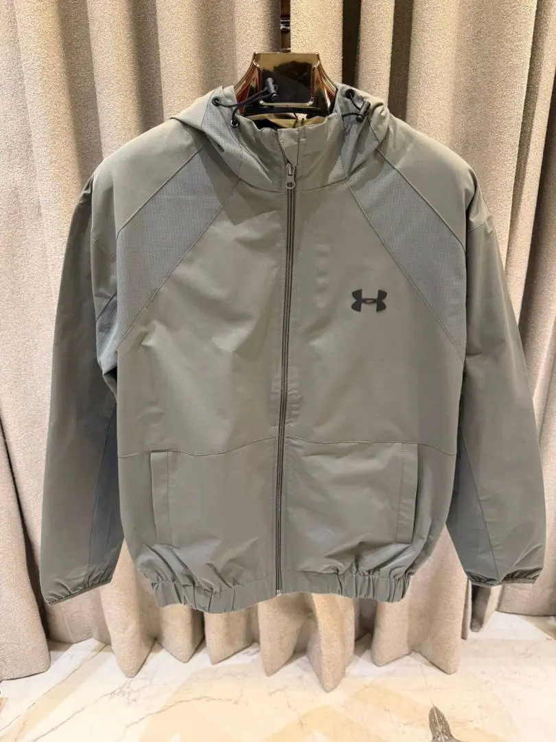 Under Armor Bomber Jacket Grey - Image 2