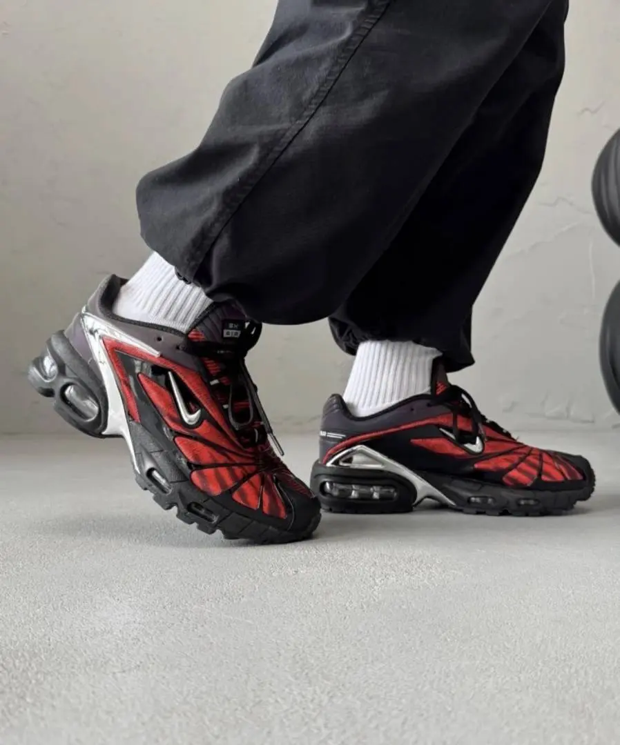 Nike Air Max Tailwind V x Skepta Bloody Chrome - Image 2