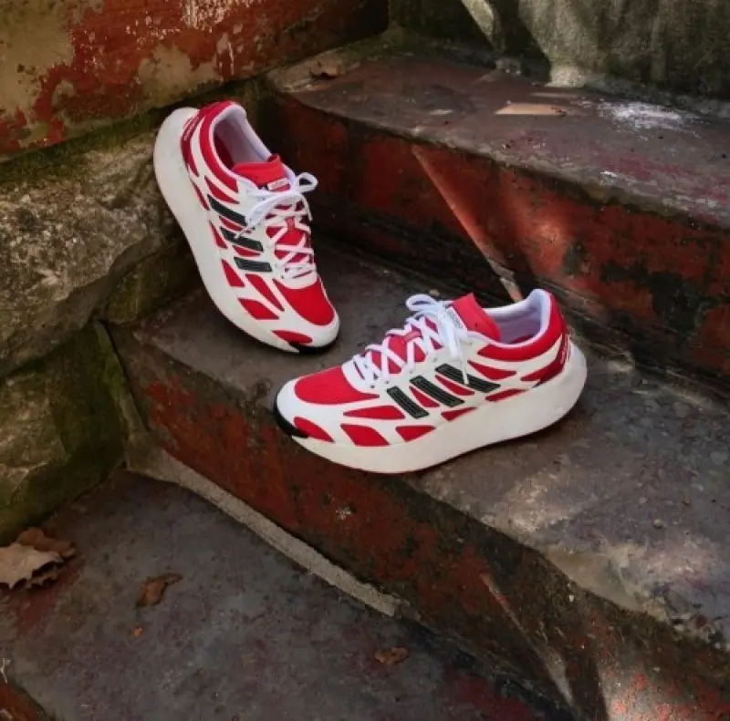 Adidas Adizero Heritage Aruku 670 - Image 2