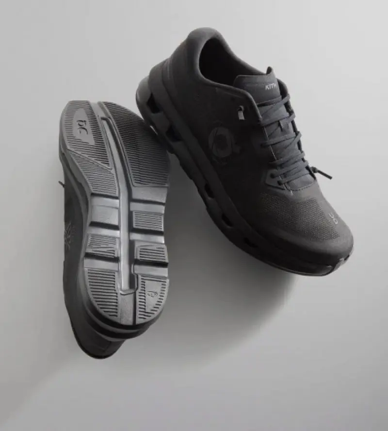 On Running x Kith Cloudzone Triple Black - Image 10